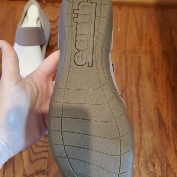 Earth Alder Amora biege suede leather‎ sandal - Picture 5 of 8